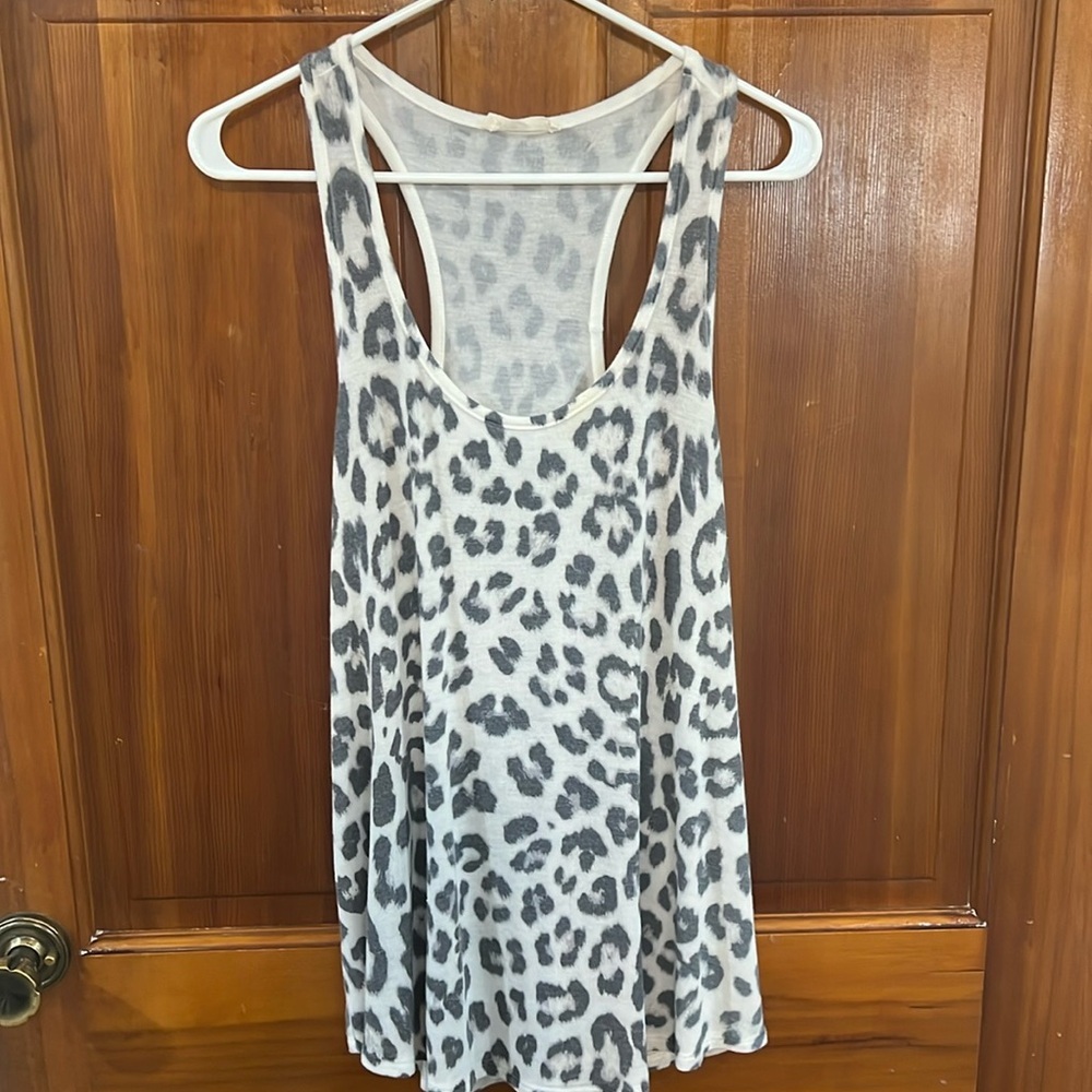 Beige and Gray Animal Print Phil Love Tank Size Medium